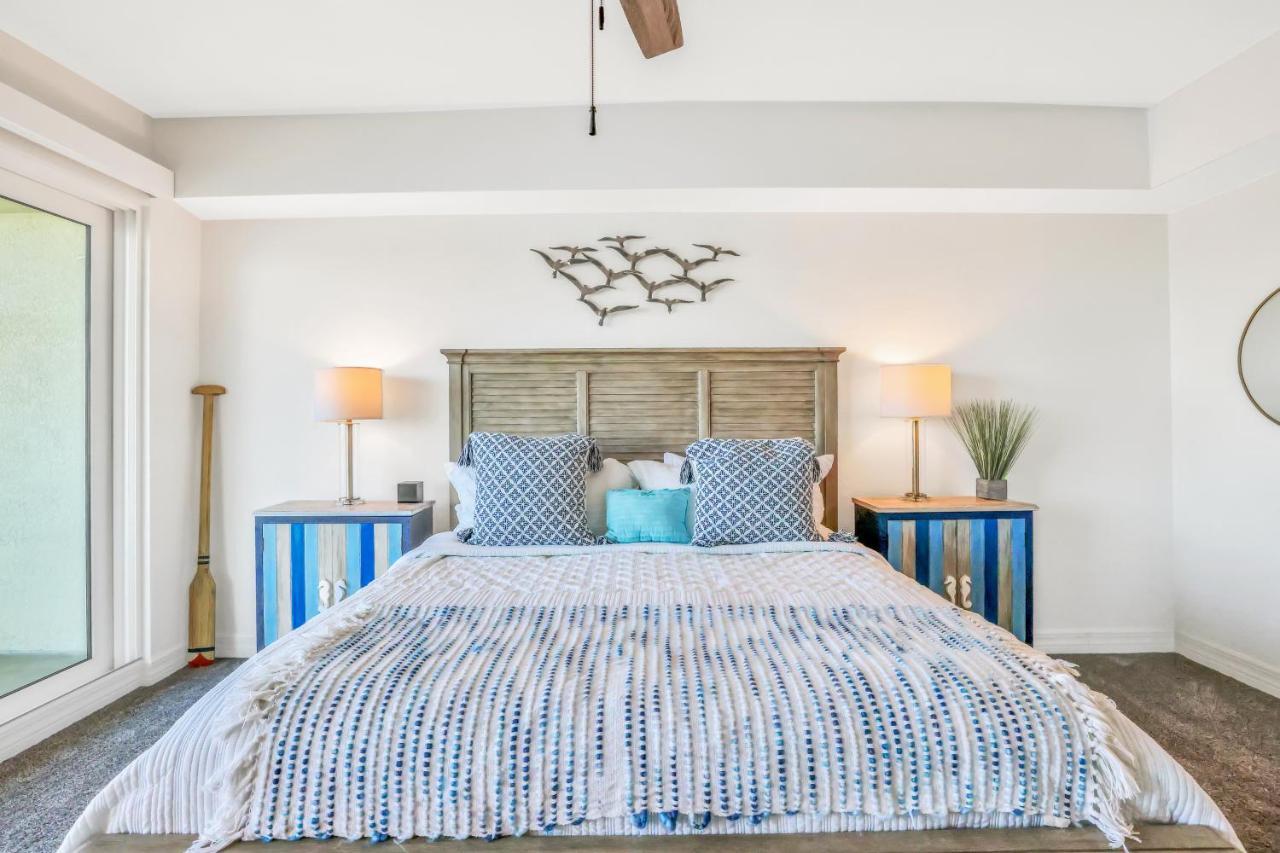Dolphin'S Cove - Clearwater Beach, Fl Extérieur photo